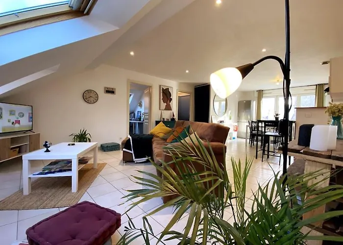 Strg Center At 10 Min-christmas Market And 10min Eu Parliament-wifi-tv Apartment